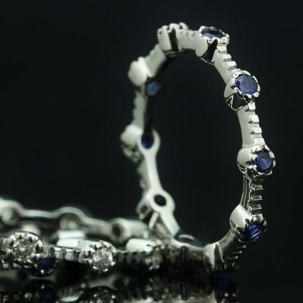 Sonia Bitton stacking Ring / Blue Sapphire / 18K White Gold